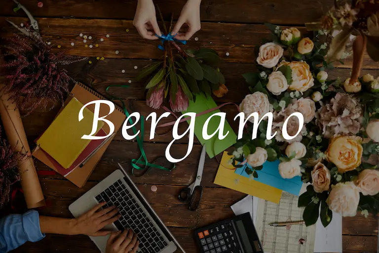 プロポーズブーケ専門店Bergamoの花束制作風景