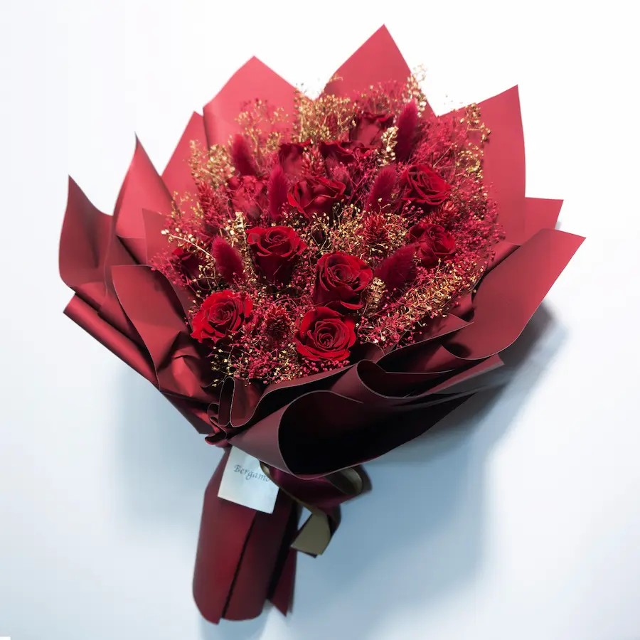 Regalia 深い赤のプリザーブドローズ12本の花束
