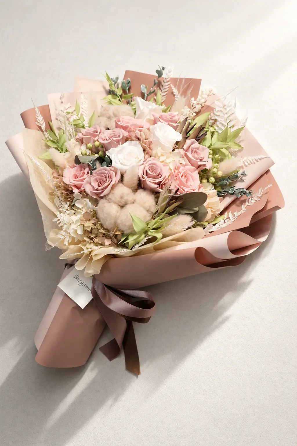 やさしいピンクの12本ローズブーケ Mauve pink